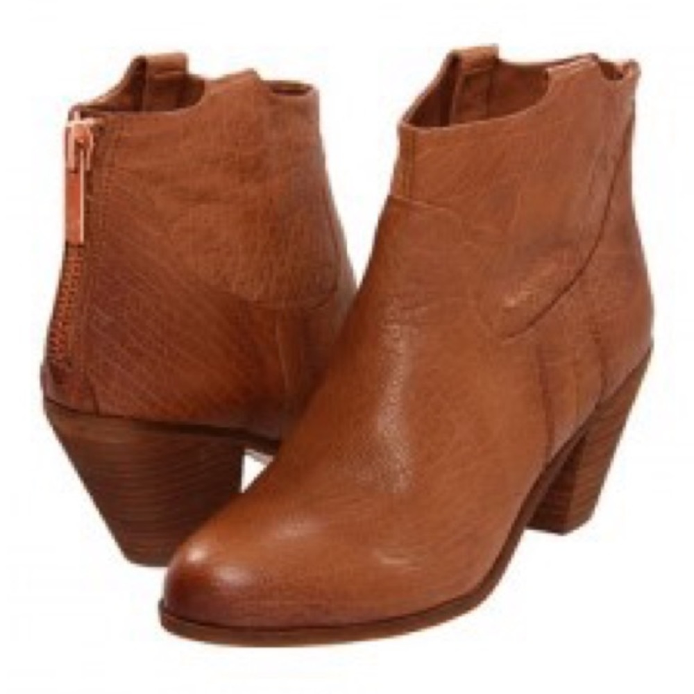 Sam Edelman Lisle Ankle Boot in Brown